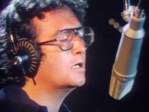 Randy Newman - Short People (Official Video)