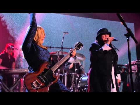 Heart – &quot;Barracuda&quot; Live 2013 Rock Hall of Fame Induction Concert HD